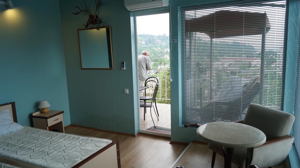 Tj Guest House マヒンジャウリ エクステリア 写真