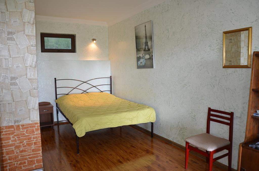 Tj Guest House マヒンジャウリ エクステリア 写真